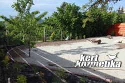 Kertépítés közben Budaörsön (21)